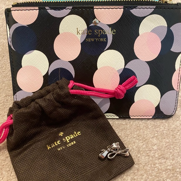 KATE SPADE WRISTLET AND BOW EARRINGS - Picture 1 of 4